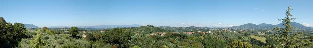 La Vecchia Quercia Bed & Breakfast Selci  Bagian luar foto